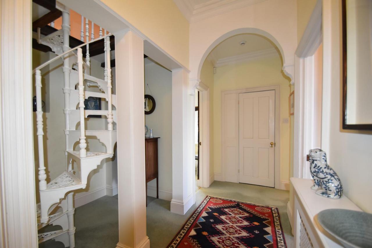 Whitefriars, Rye - Central Location With Parking For 3 Cars - Large Family Home Экстерьер фото